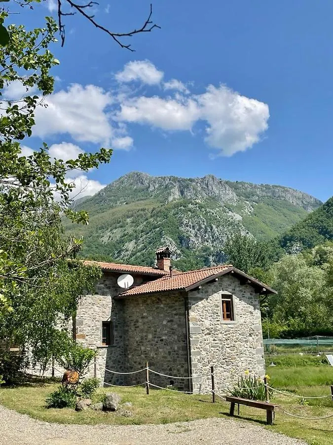Le Macine Villa Magnano  Holiday home Magnano (Tuscany)